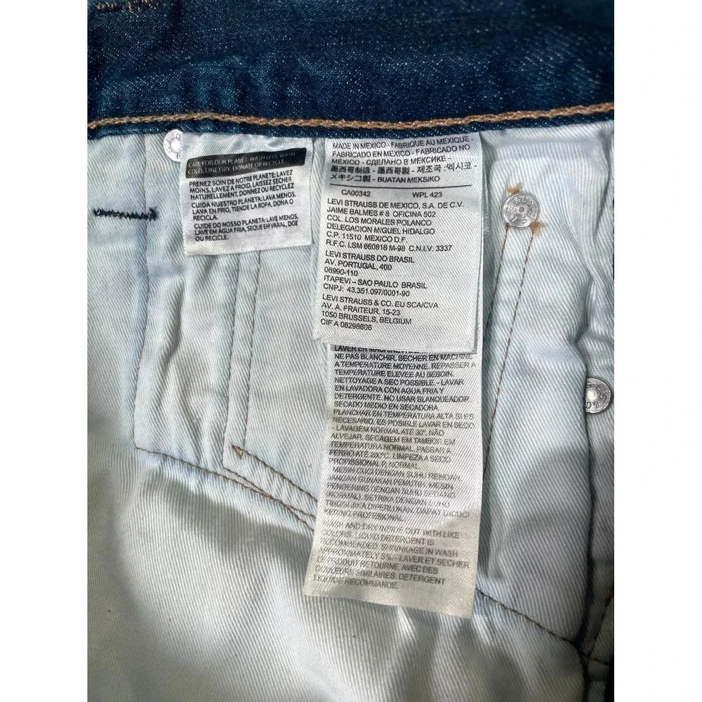 Vintage Levi's 501 Original Fit Jeans Men 34x30 Blue Whiskering Denim Button Fly